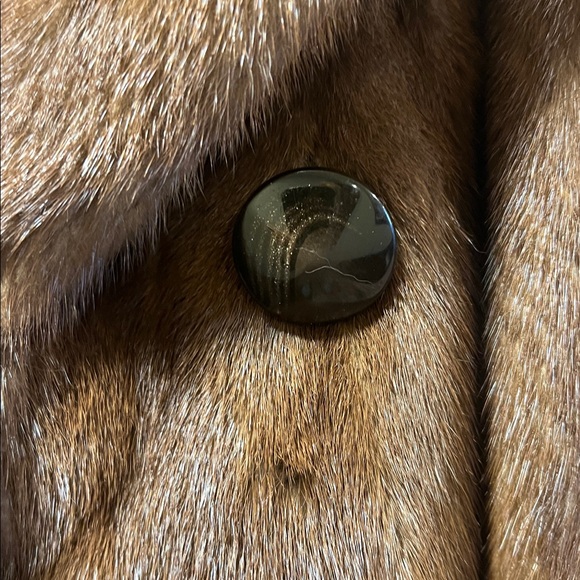 Luxurious Brown Mink Fur Coat Weiss - Picture 3 of 4